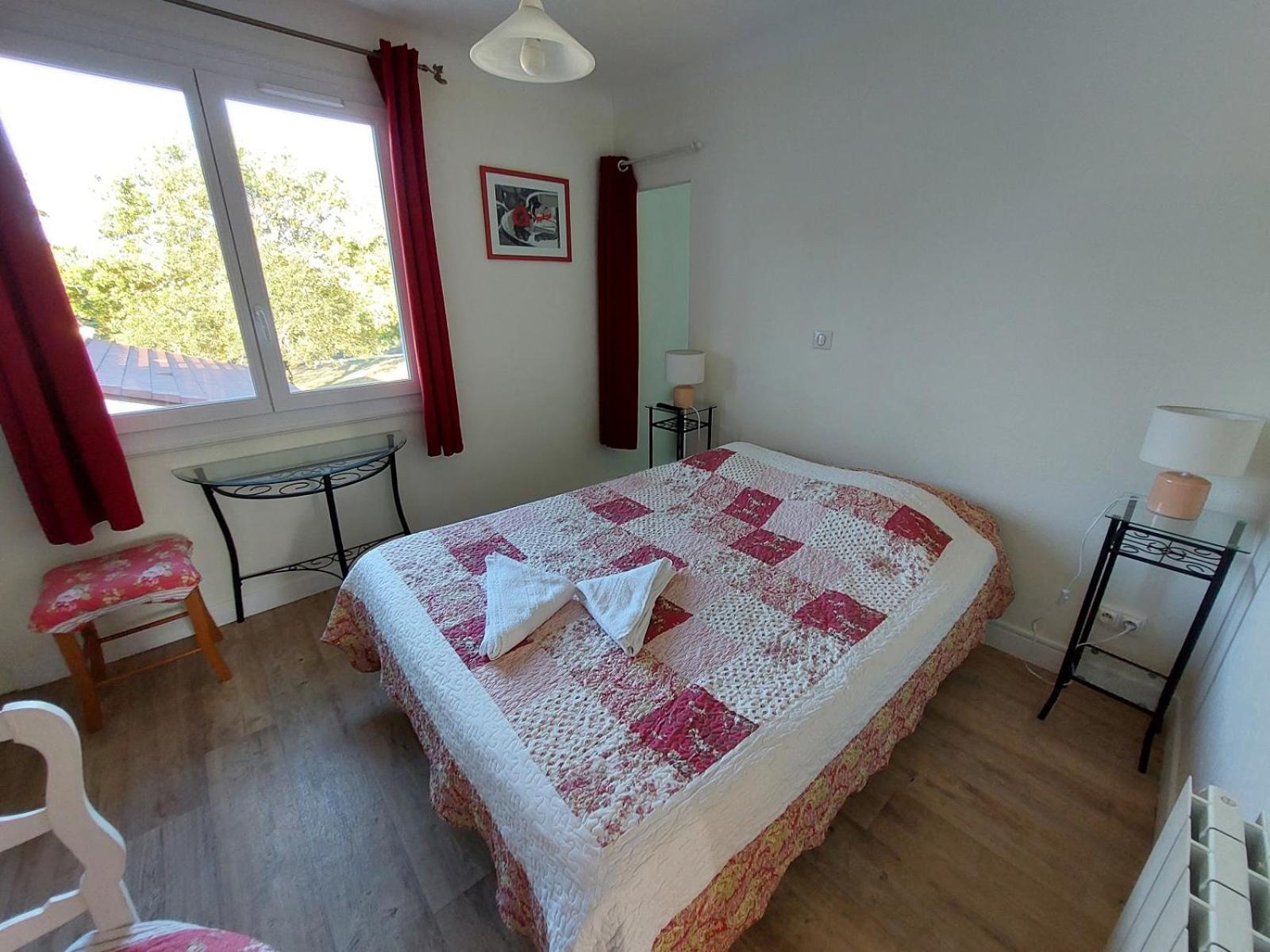 Hotel Au Charme Du Levat Saint Paul de Loubressac Екстериор снимка
