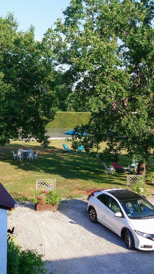Hotel Au Charme Du Levat Saint Paul de Loubressac Екстериор снимка