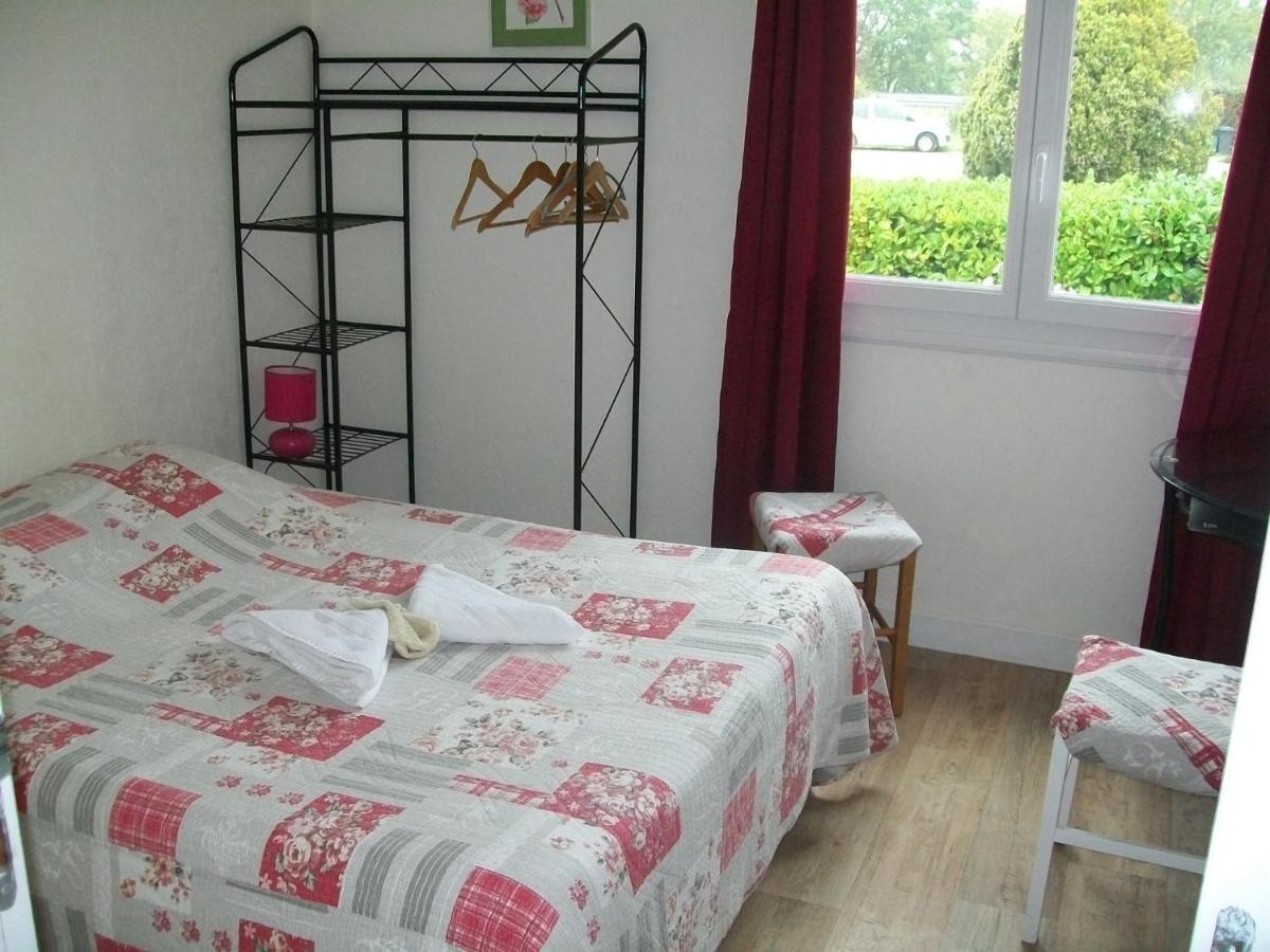 Hotel Au Charme Du Levat Saint Paul de Loubressac Екстериор снимка